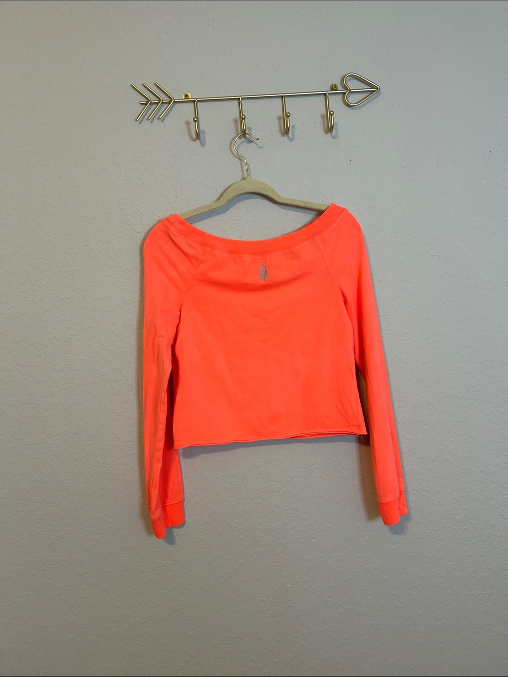 FP Movement Hot Shot Easy Set Orange Long Sleeve Top Shorts NWOT Size Large - Picture 3 of 9